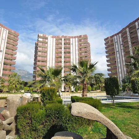 Apartmán Toros 1 *