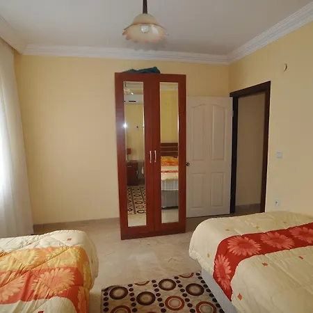 Apartment Toros 1
